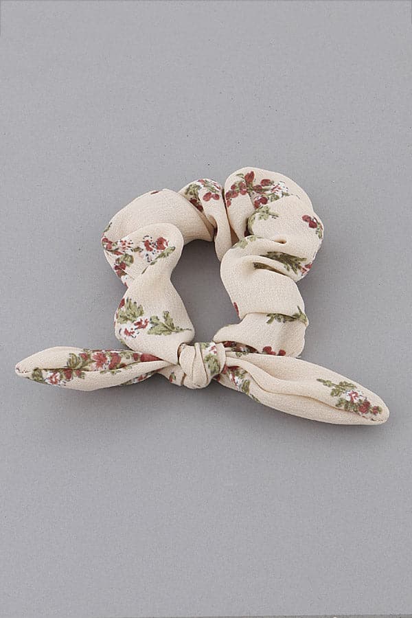 Ivory Flower Hair Ties - Set of 6 Pieces