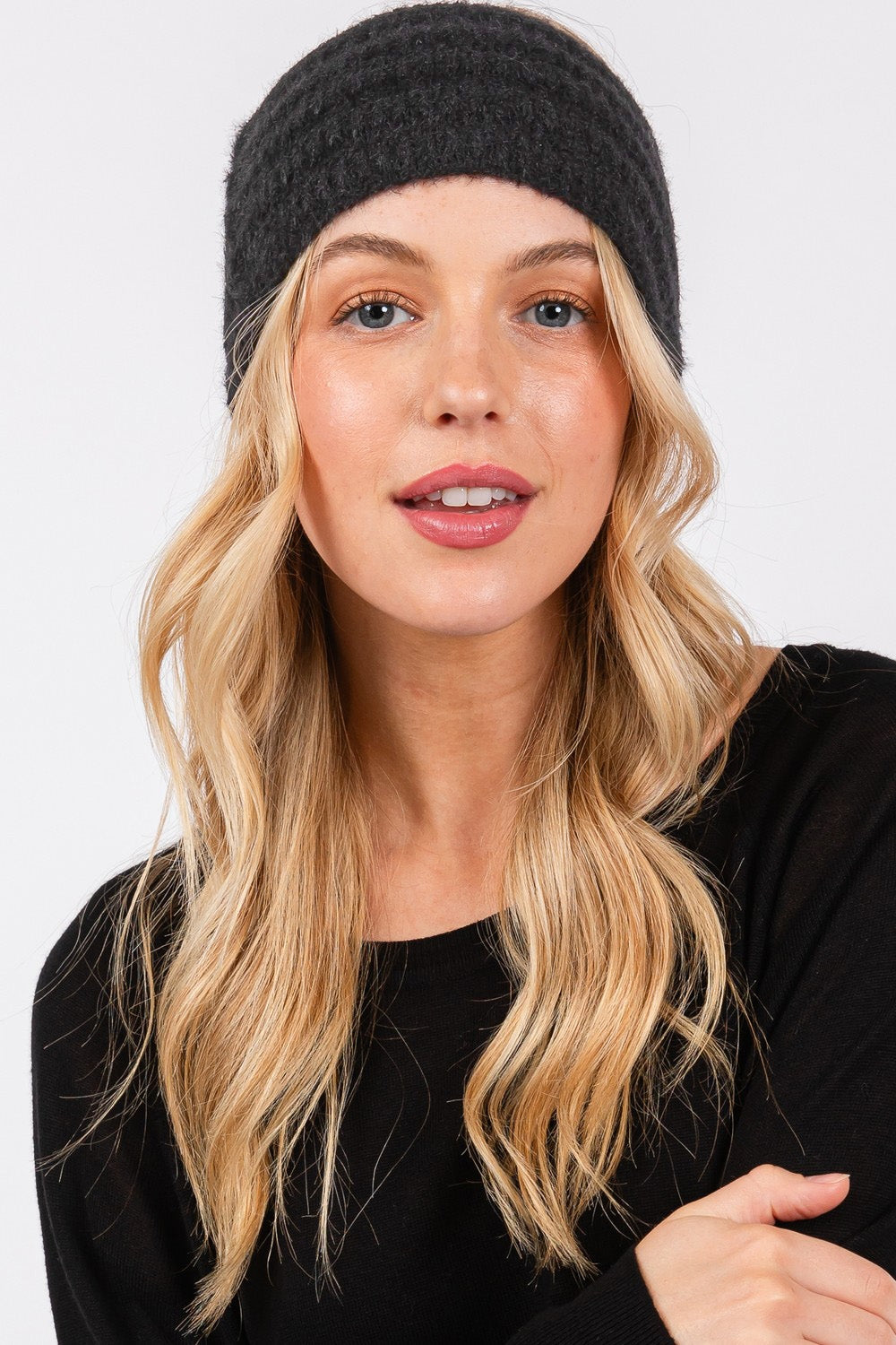 Black Fuzzy Cable Knit Headbands - Pack of Six Pieces for Fashionable Wear