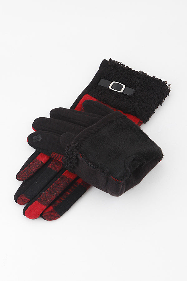 Pack of 6 Classic Red 6300 Plaid Pattern Gloves
