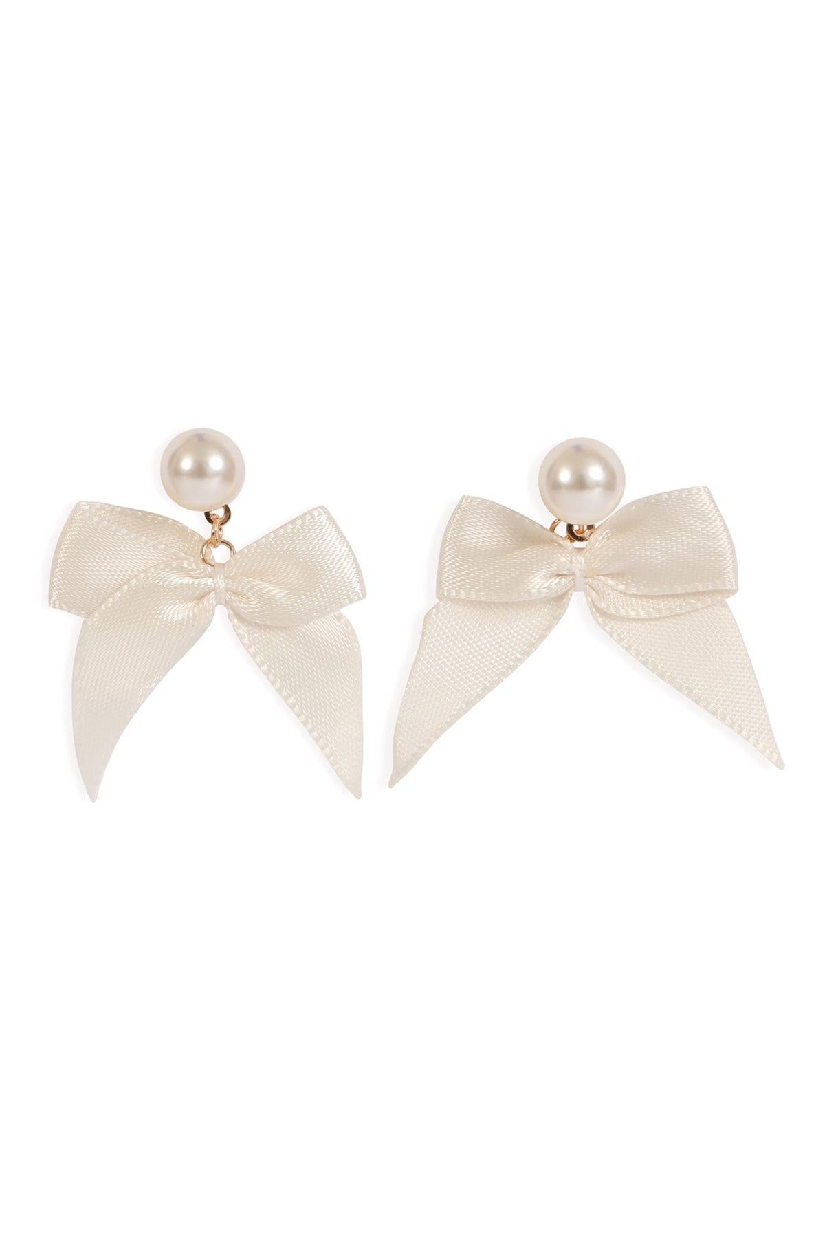 Exquisite Set of 6 White Gold Pearl Bow Earrings in 3 Pairs