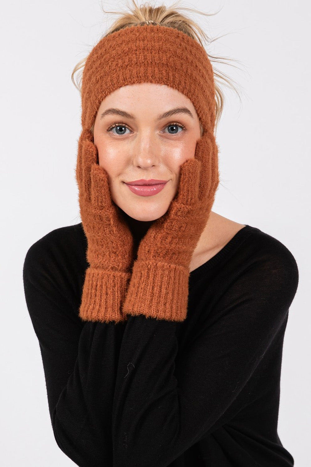 Rust-Colored Fuzzy Cable Knit Smart Touch Gloves - Pack of 6